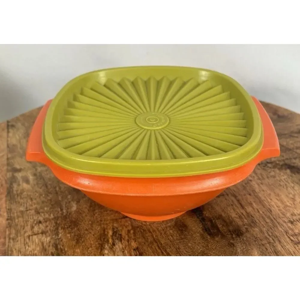 Tupperware 1970s vintage